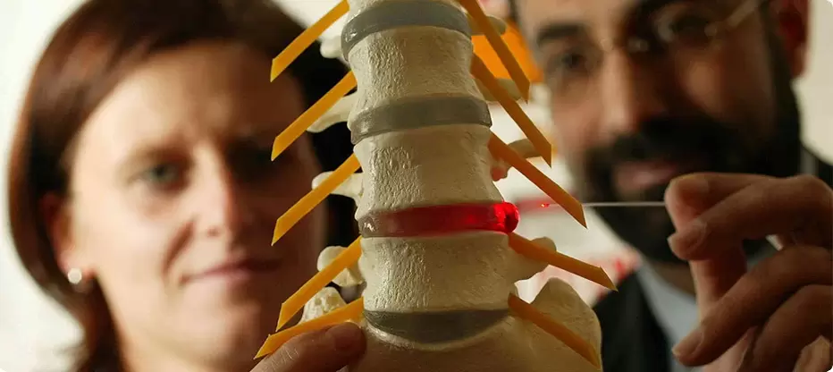 starpskriemeļu trūce ar osteohondrozi